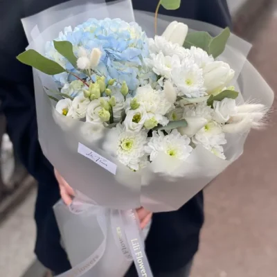 hoa cát tường mix cẩm tú cầu