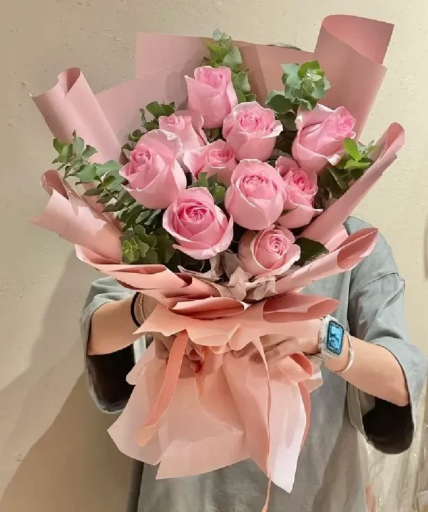 Bó hoa hồng tỷ muội hồng pastel