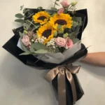 bó hoa hướng dương 300k tặng tốt nghiệp