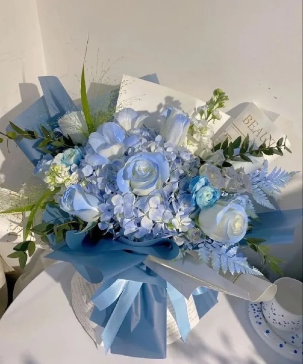 bó hoa cẩm tú cầu tốt nghiệp màu xanh