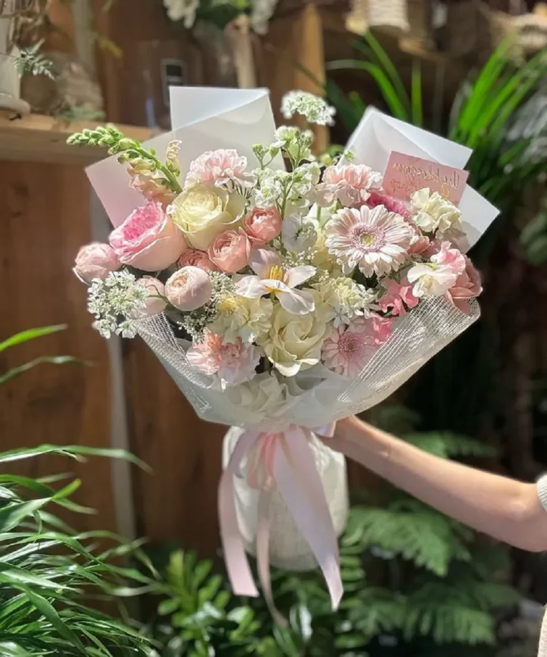 Hoa chúc mừng lễ tốt nghiệp đại học