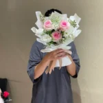 Bó hoa nhỏ tặng tốt nghiệp