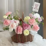 30+ mẫu giỏ hoa cẩm chướng hồng đẹp tặng mẹ