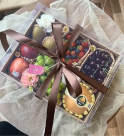 Mua giỏ hoa quả nhập khẩu tại 7F Garden