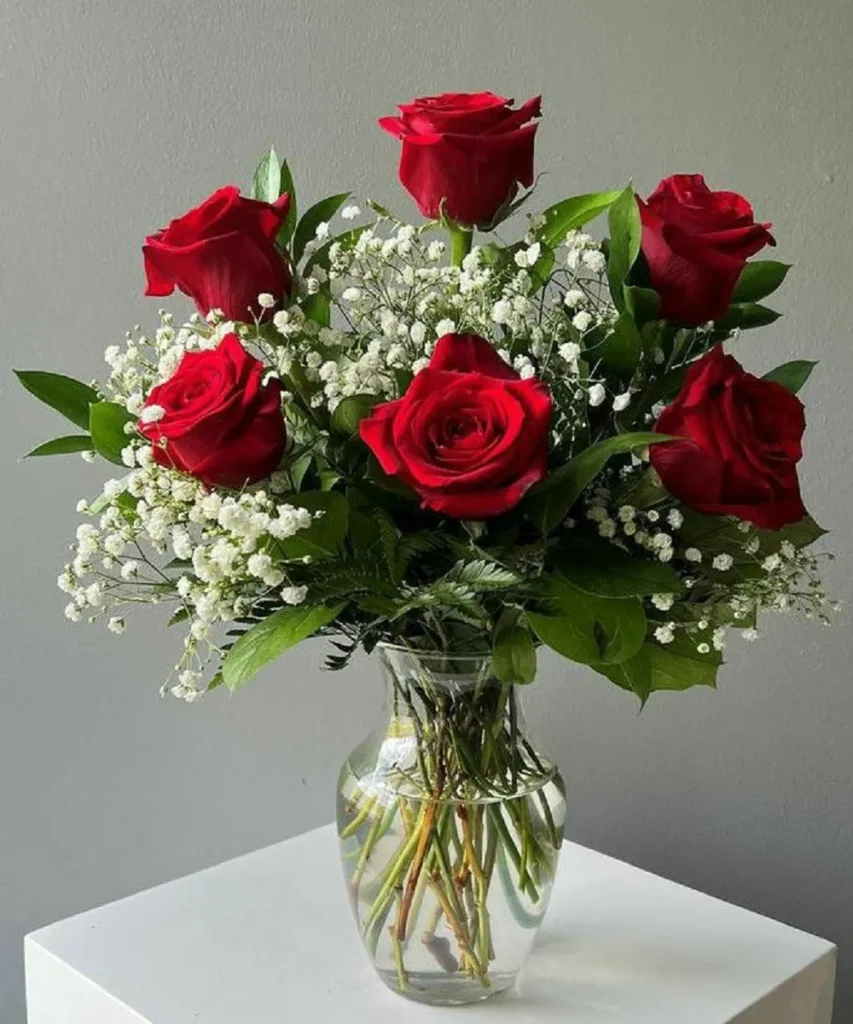 binh hoa hong do 3 Bình hoa hồng đỏ mix hoa baby