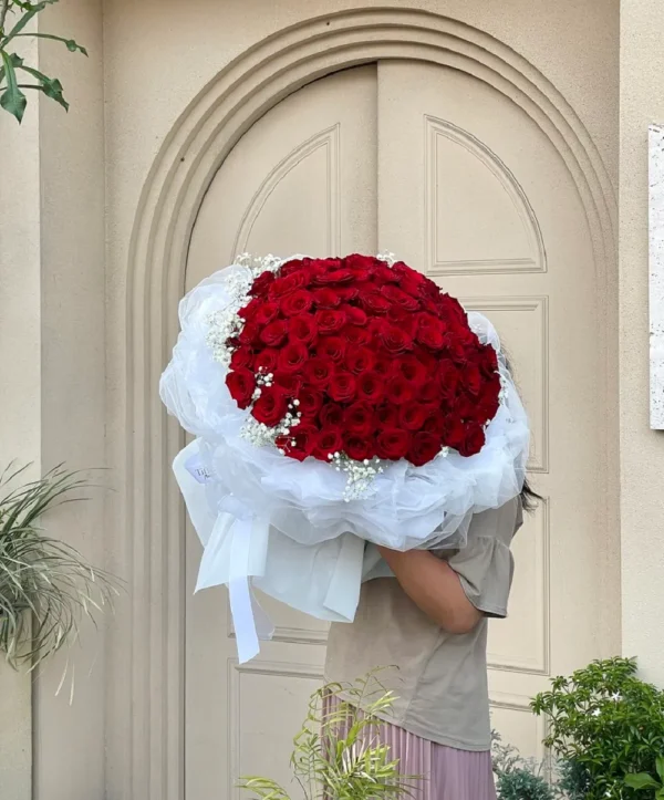 Bó hoa hồng đỏ 99 bông tròn