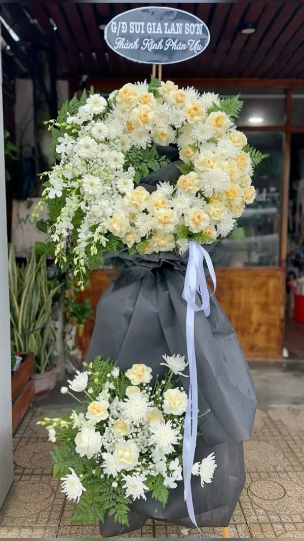 đặt hoa tang lễ đám tang tại Gò Vấp giá rẻ nhất, giao hàng nhanh đúng giờ