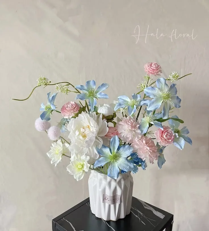 bình hoa lụa đẹp như hoa thật