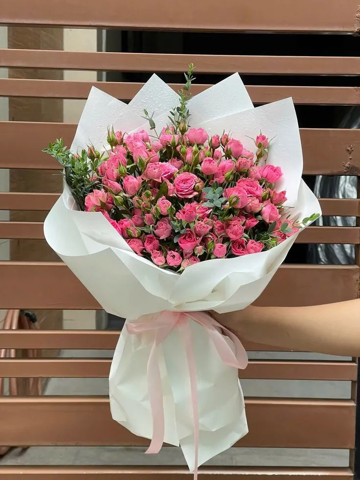 bó hoa hồng là sản phẩm được lựa chọn nhiều cho các dịp tặng