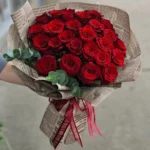 Các mẫu bó hoa hồng tặng tốt nghiệp màu đỏ